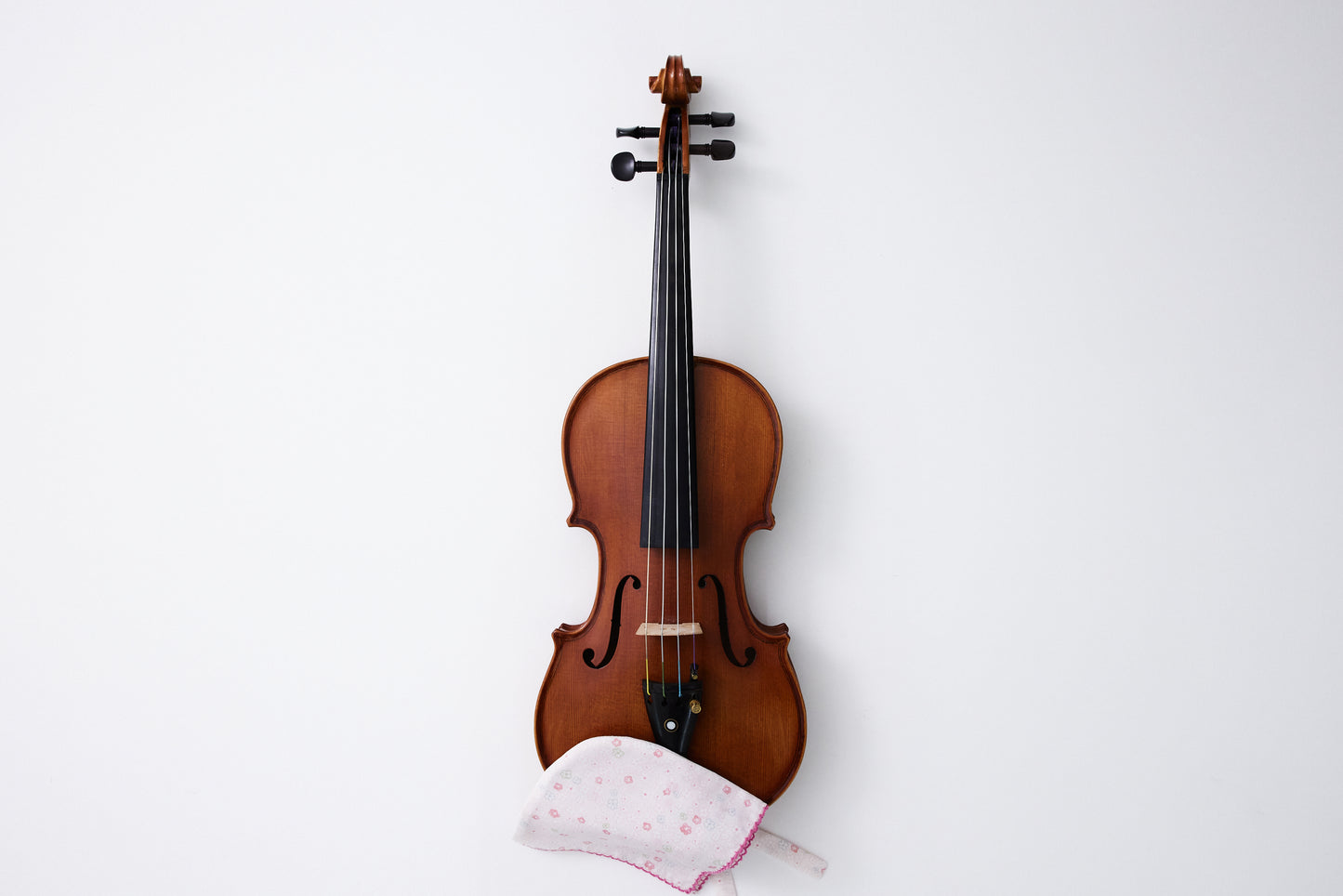 Modal Ribbon Chinrest Cover